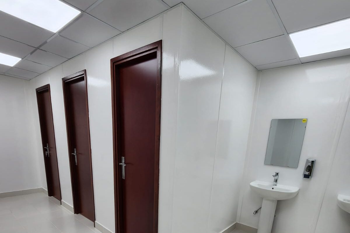 Wash basins serving the cubicle block