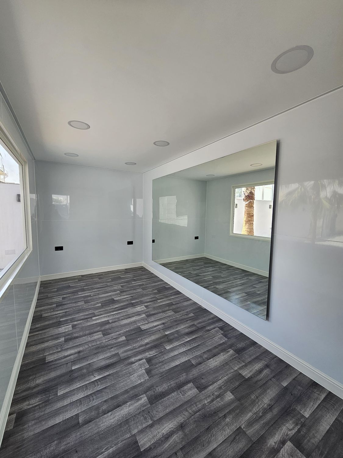 Interior with full height mirror